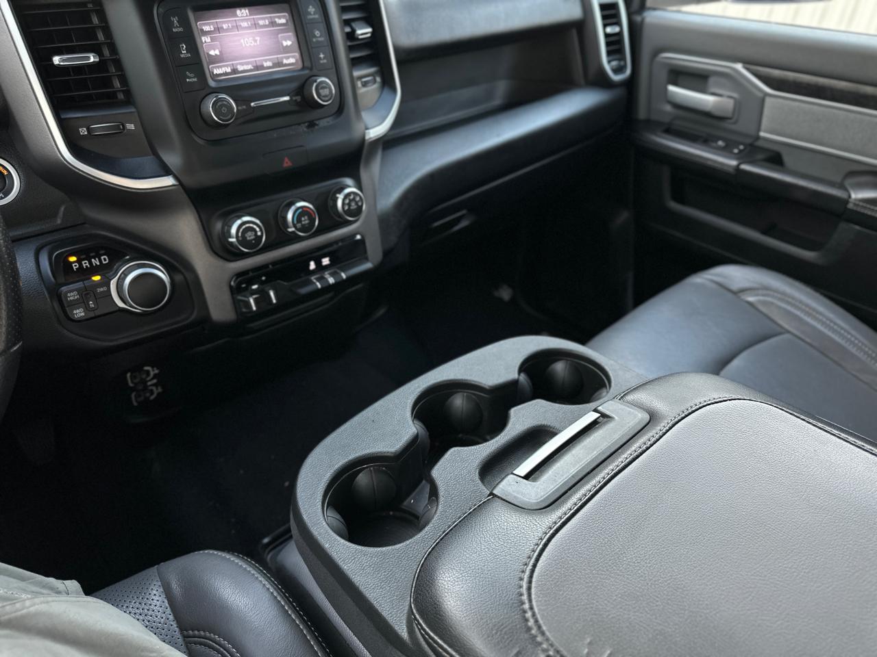 RAM 2500 Big Horn 4x4 Crew Cab 6'4" Box 2021