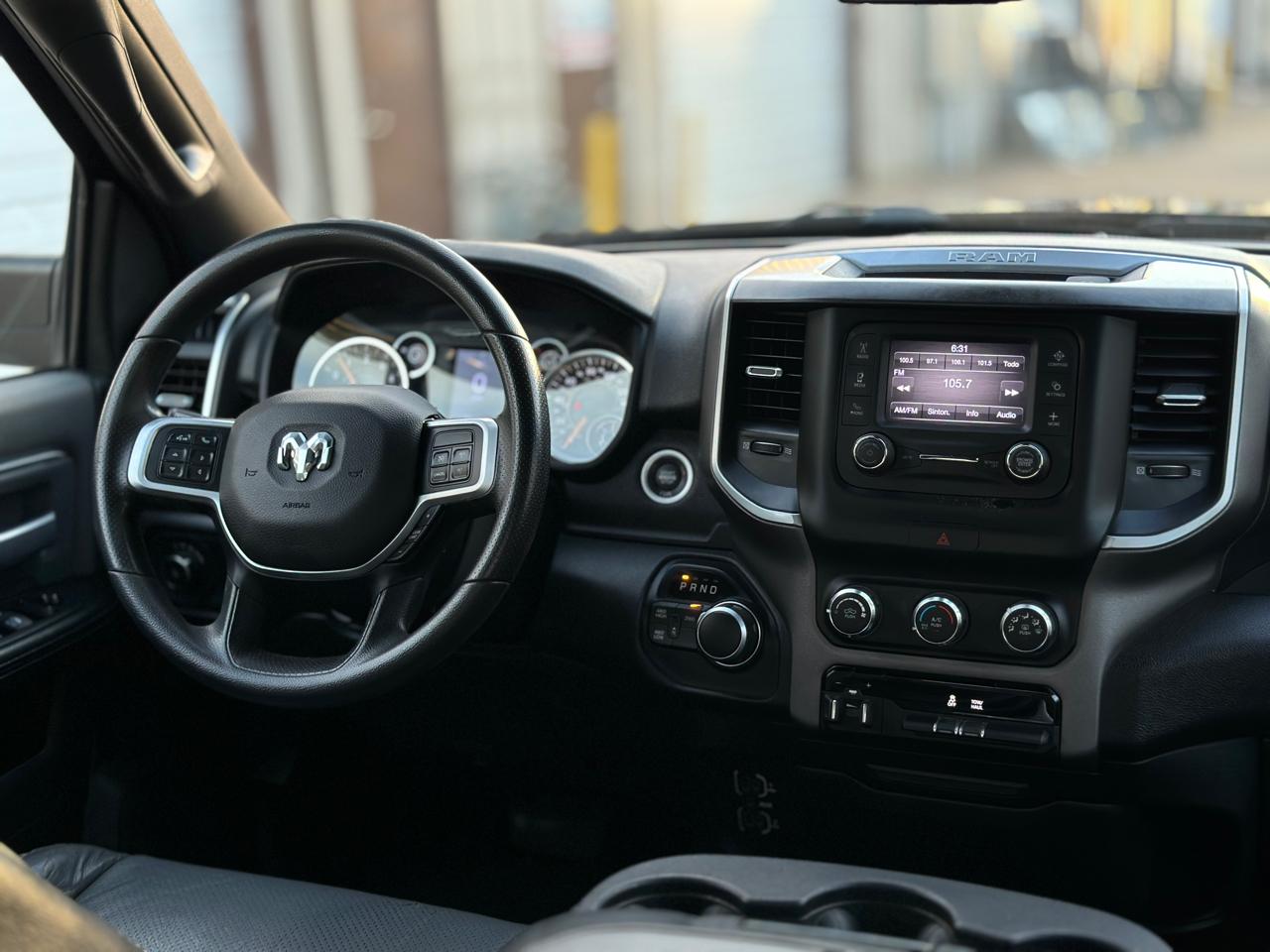 RAM 2500 Big Horn 4x4 Crew Cab 6'4" Box 2021