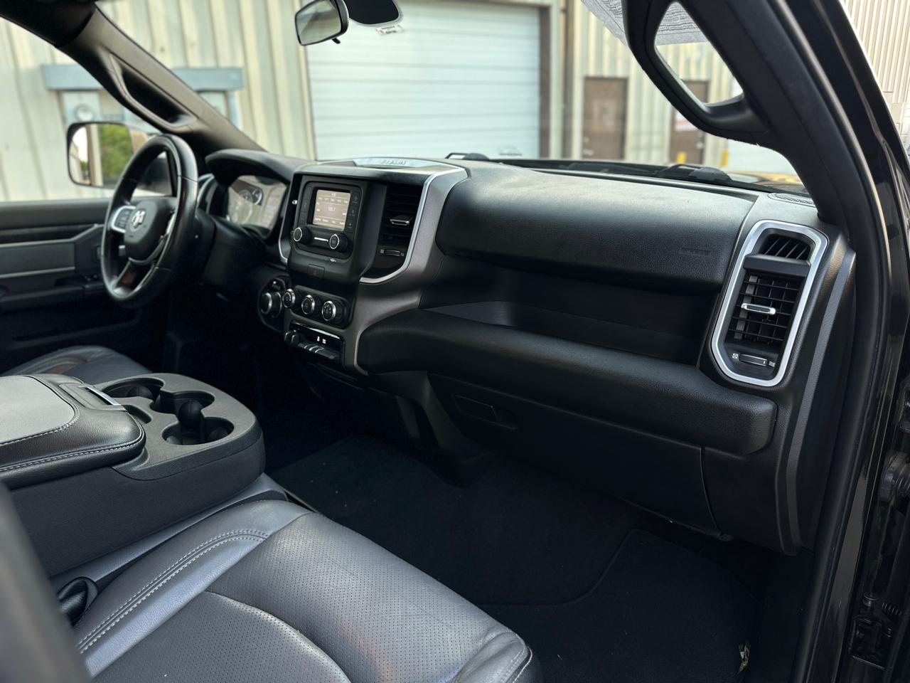 RAM 2500 Big Horn 4x4 Crew Cab 6'4" Box 2021