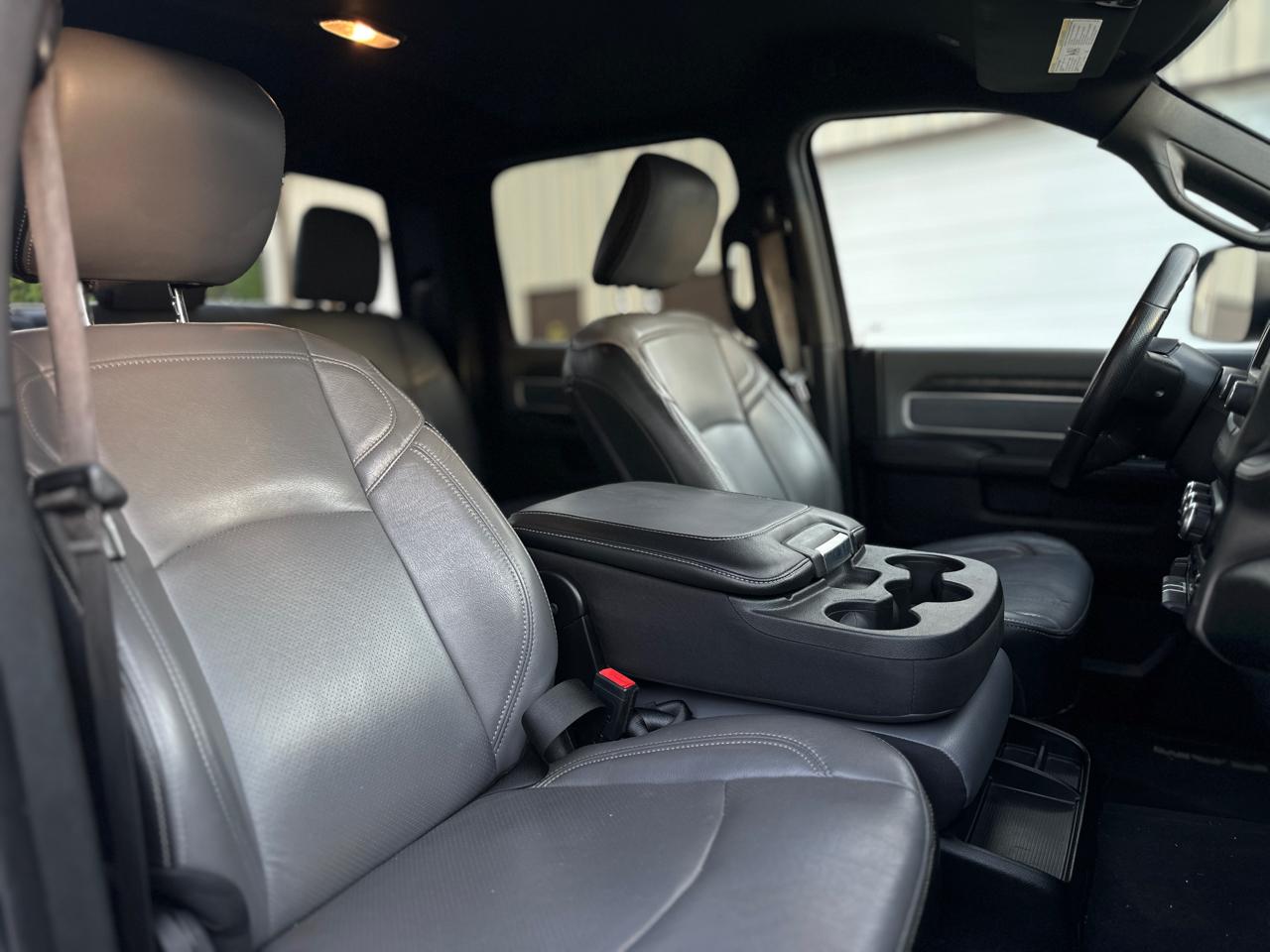 RAM 2500 Big Horn 4x4 Crew Cab 6'4" Box 2021