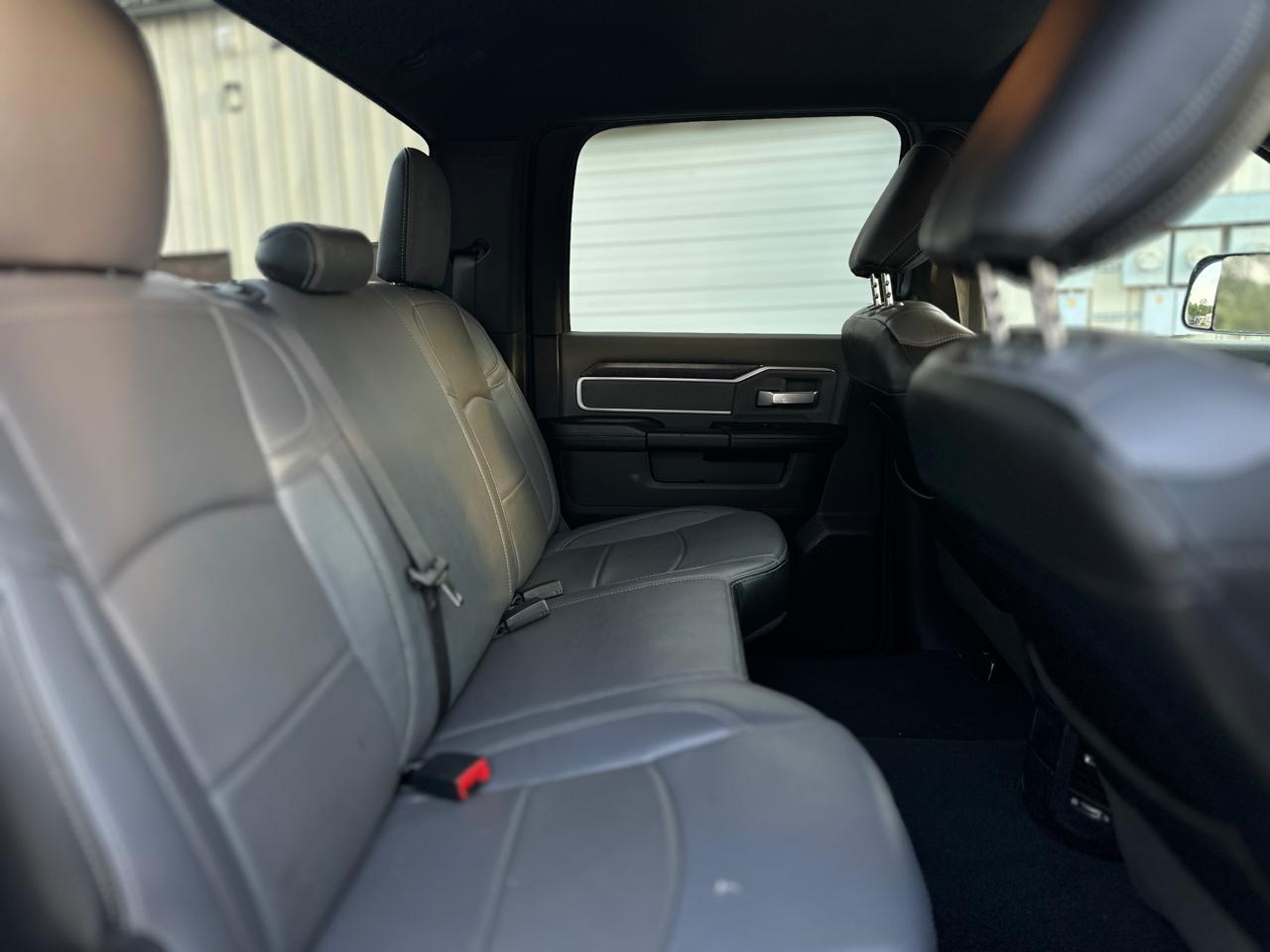 RAM 2500 Big Horn 4x4 Crew Cab 6'4" Box 2021