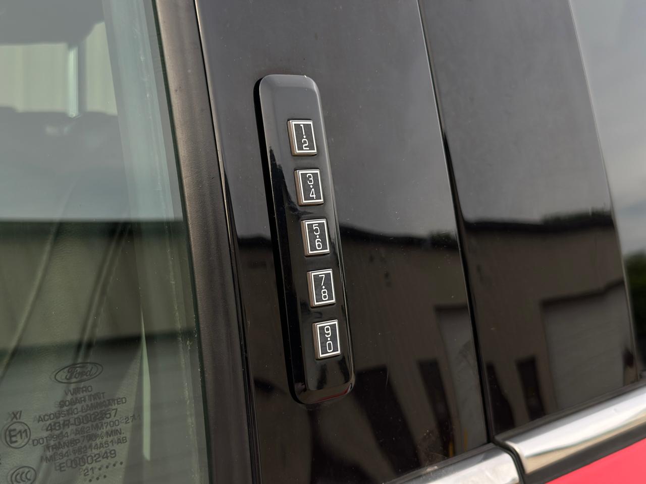 Ford F-150 Lariat 4WD SuperCrew 5.5' Box 2021