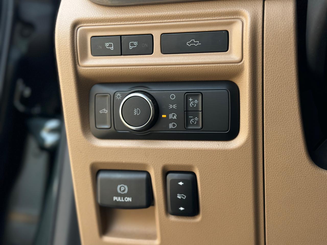 Ford F-150 Lariat 4WD SuperCrew 5.5' Box 2021