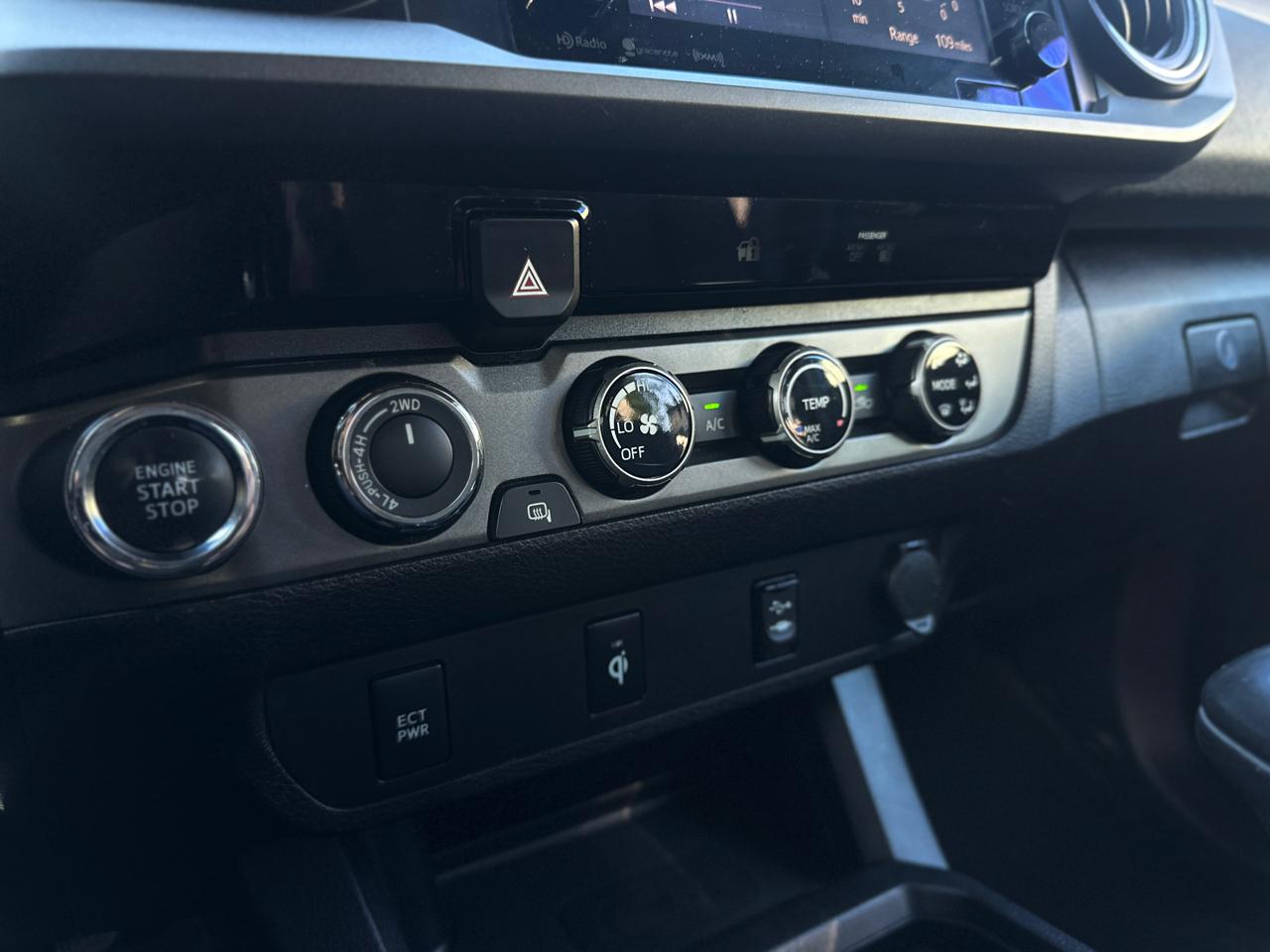 Toyota Tacoma TRD Off Road Double Cab 5' Bed V6 4x4 MT (Natl) 2017