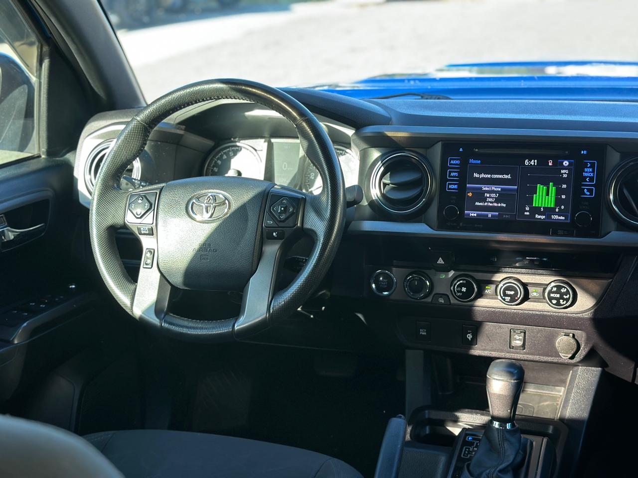 Toyota Tacoma TRD Off Road Double Cab 5' Bed V6 4x4 MT (Natl) 2017