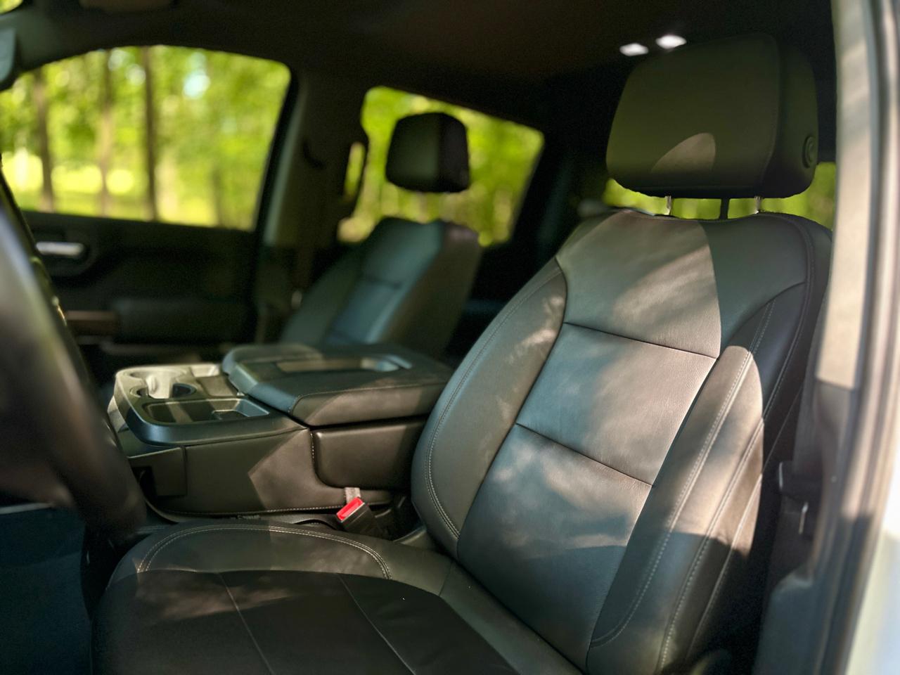 Chevrolet Silverado 1500 LTD 4WD Crew Cab 147" LT w/1LT 2022