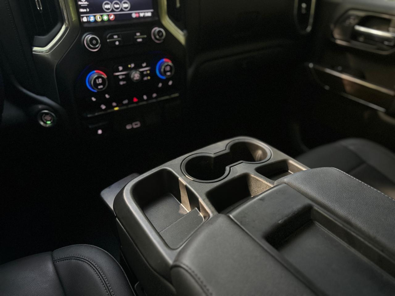 Chevrolet Silverado 1500 LTD 4WD Crew Cab 147" LT w/1LT 2022