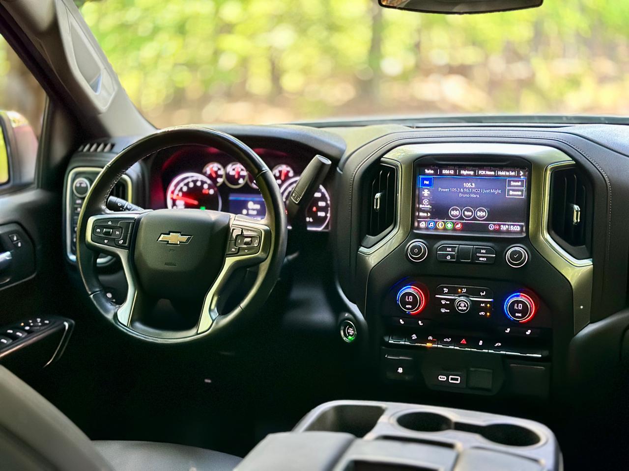 Chevrolet Silverado 1500 LTD 4WD Crew Cab 147" LT w/1LT 2022