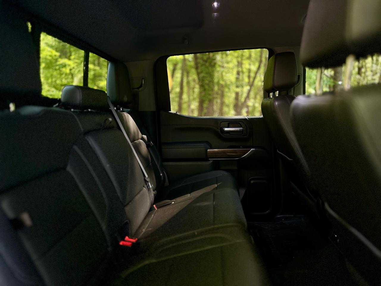 Chevrolet Silverado 1500 LTD 4WD Crew Cab 147" LT w/1LT 2022