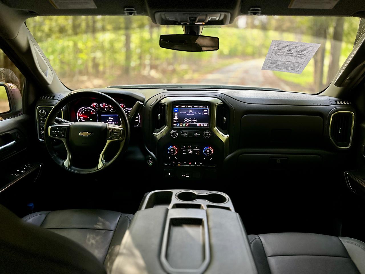 Chevrolet Silverado 1500 LTD 4WD Crew Cab 147" LT w/1LT 2022