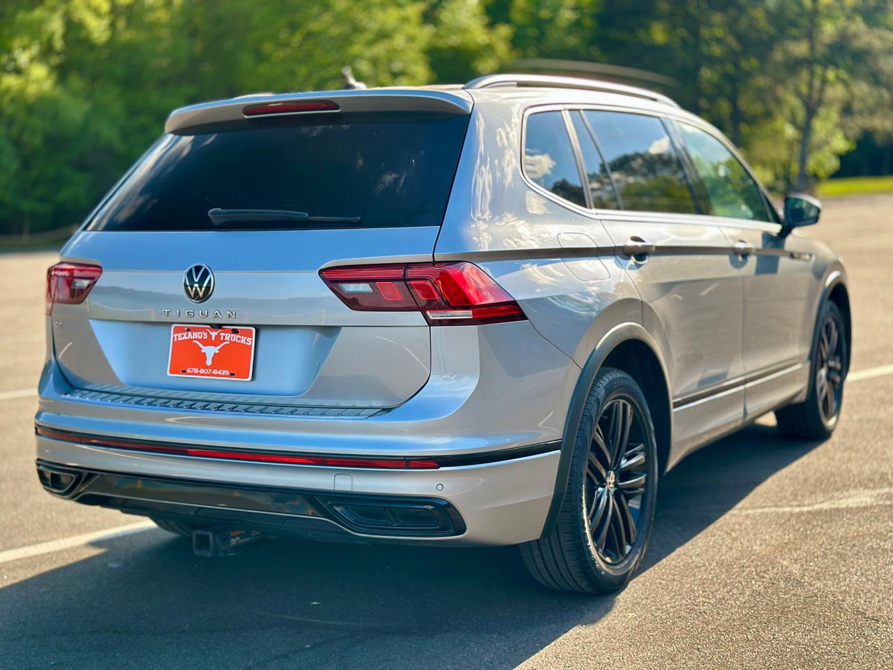 Volkswagen Tiguan 2.0T SE R-Line Black FWD 2022
