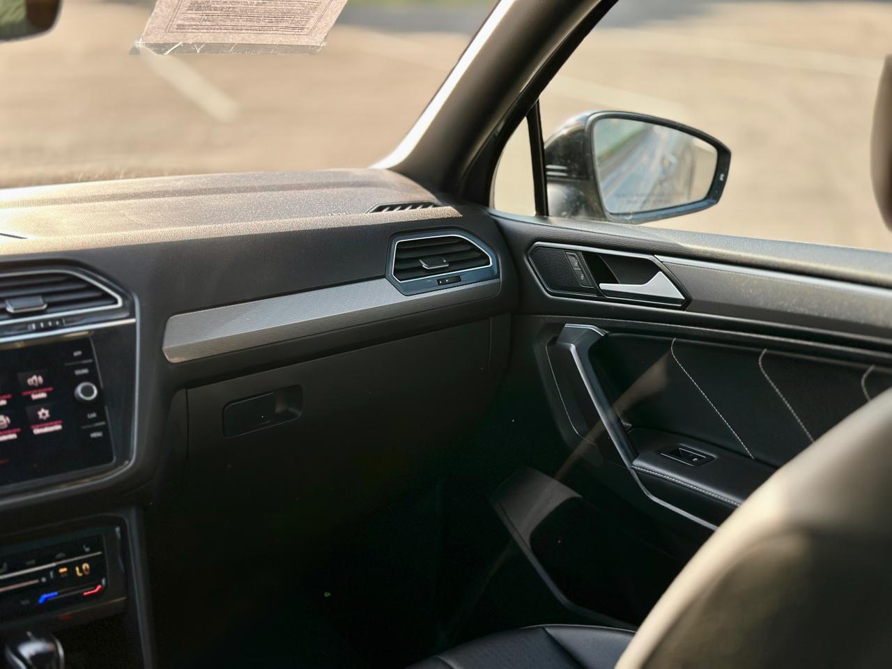 Volkswagen Tiguan 2.0T SE R-Line Black FWD 2022