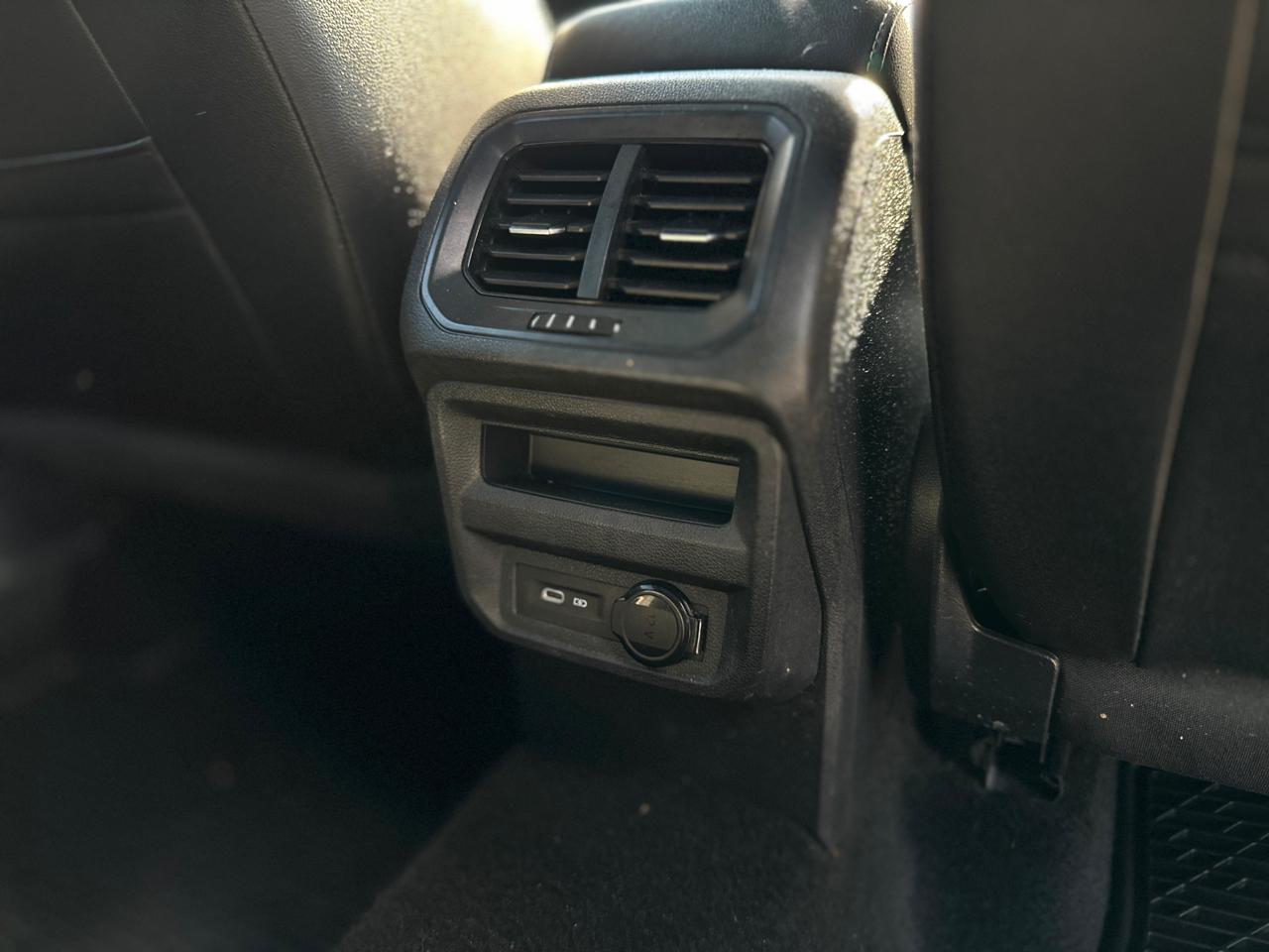 Volkswagen Tiguan 2.0T SE R-Line Black FWD 2022