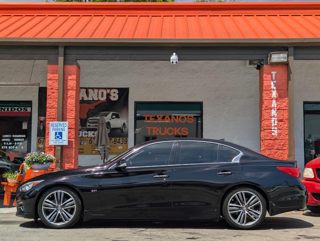 Infiniti Q50 4dr Sdn 3.0t Premium RWD 2016