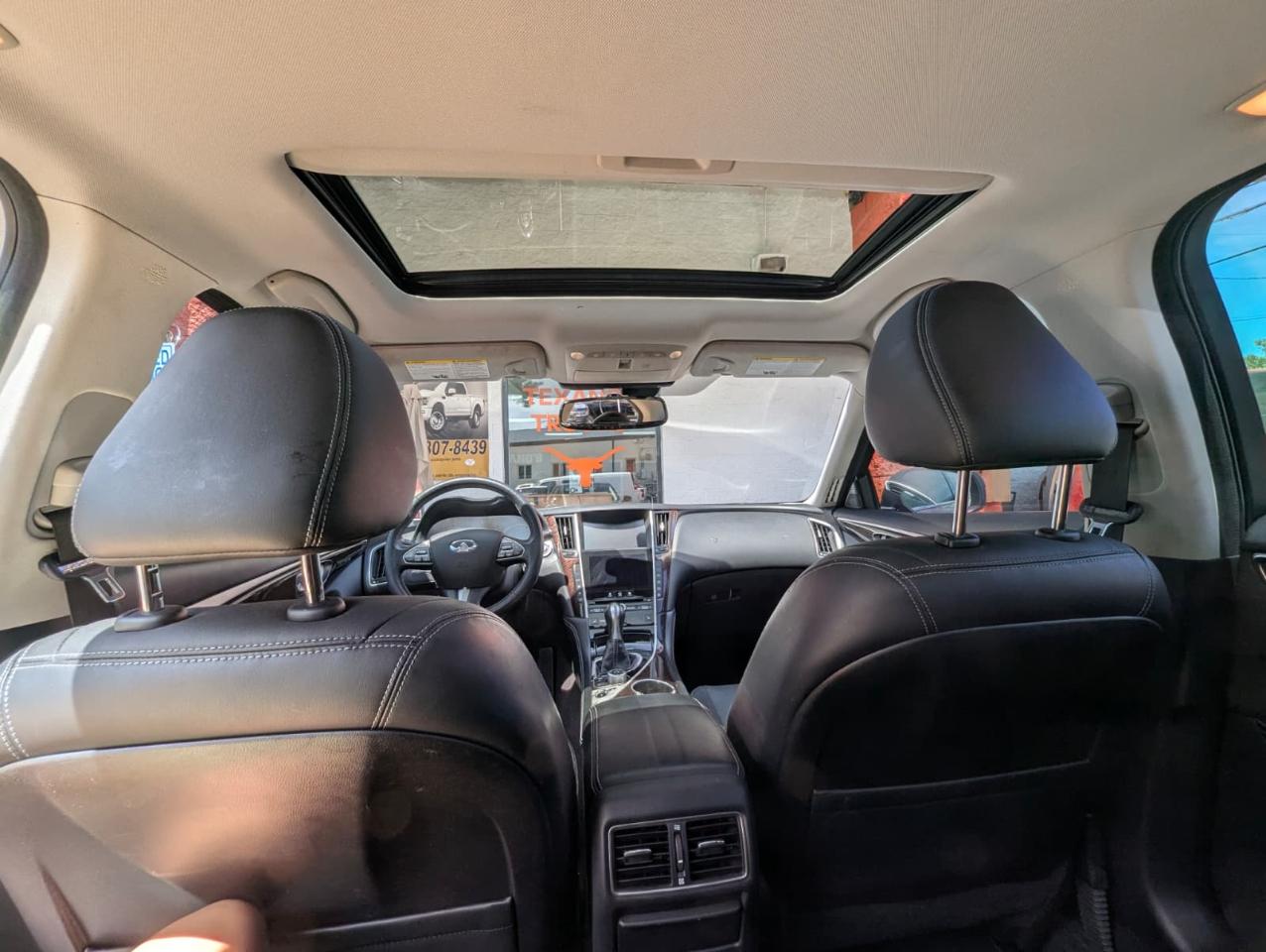 Infiniti Q50 4dr Sdn 3.0t Premium RWD 2016