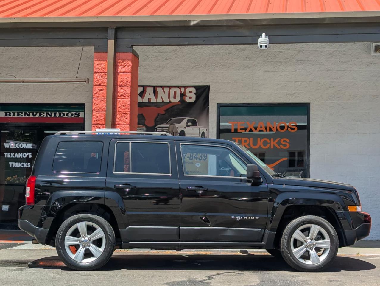 Jeep Patriot FWD 4dr Latitude 2014