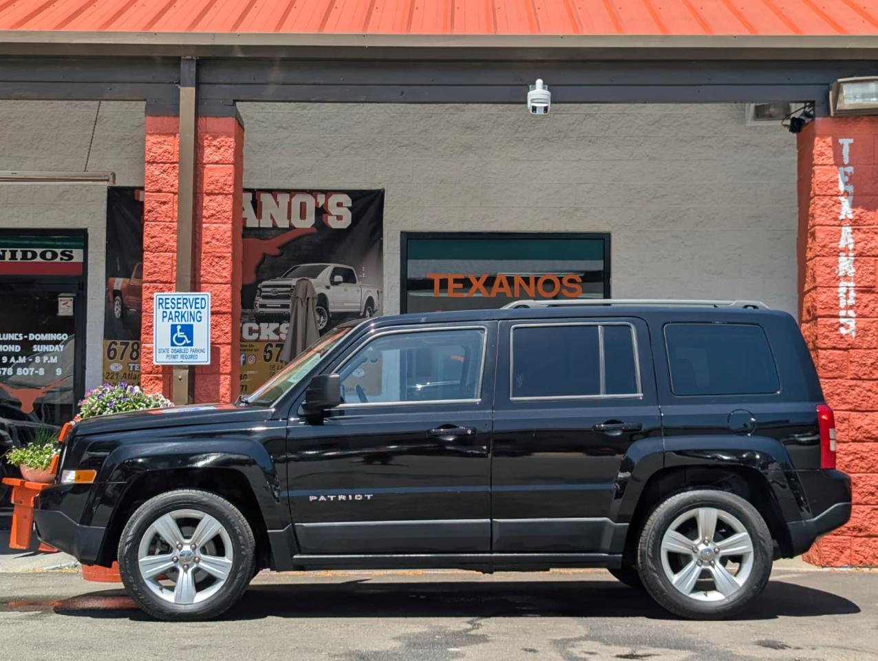 Jeep Patriot FWD 4dr Latitude 2014
