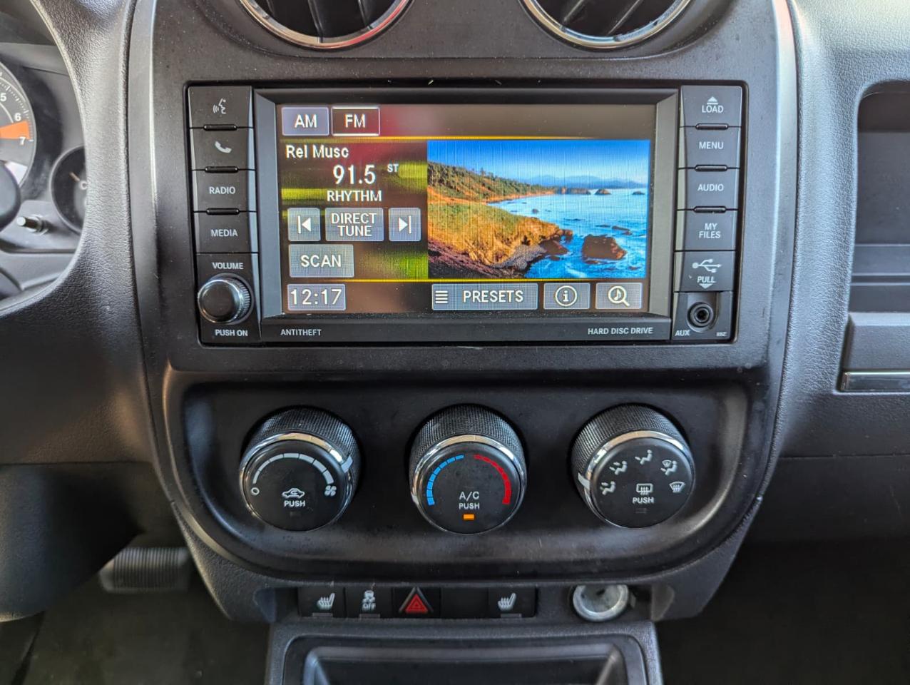 Jeep Patriot FWD 4dr Latitude 2014