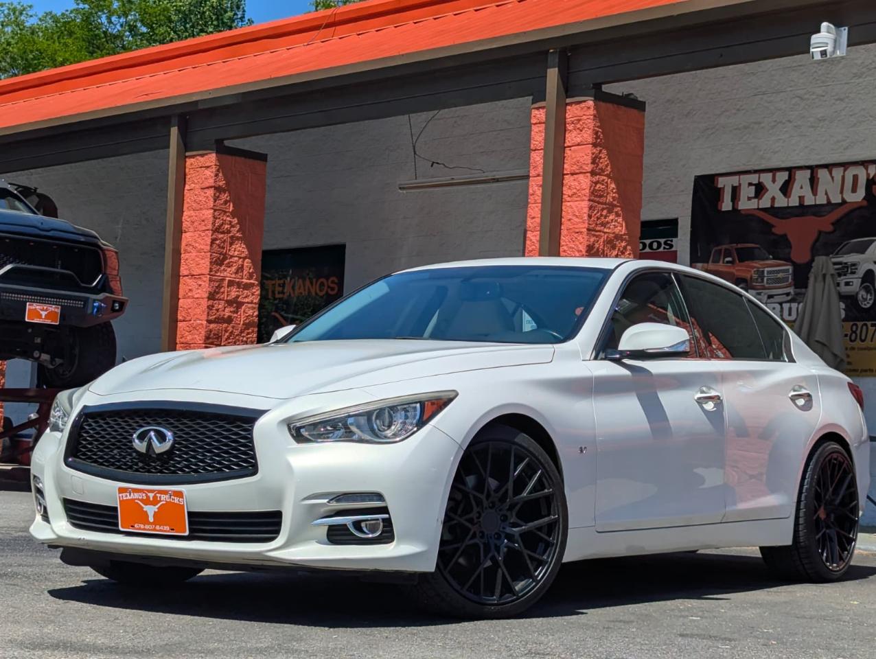 Infiniti Q50 4dr Sdn Premium RWD 2015
