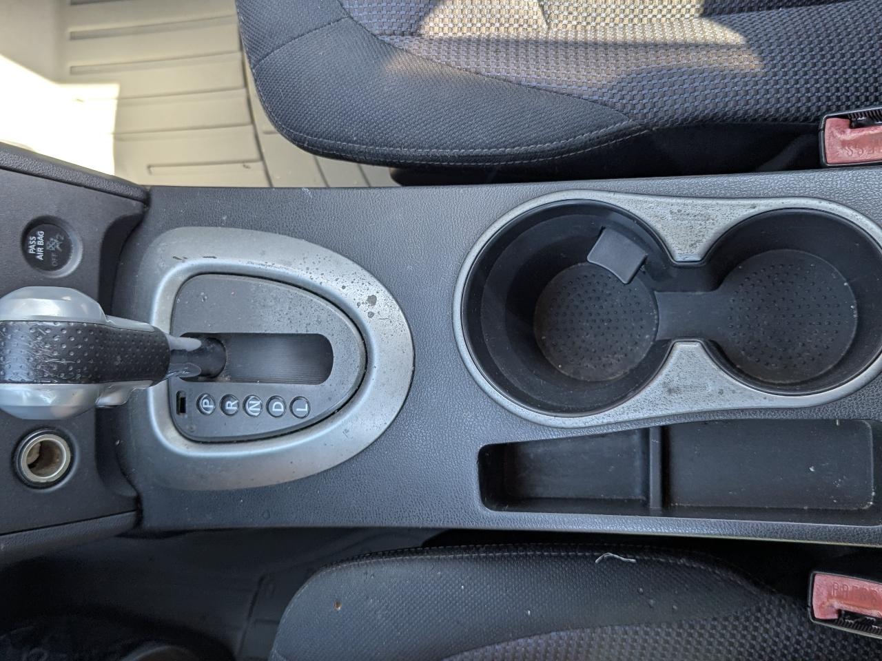 Nissan Rogue FWD 4dr SV 2011