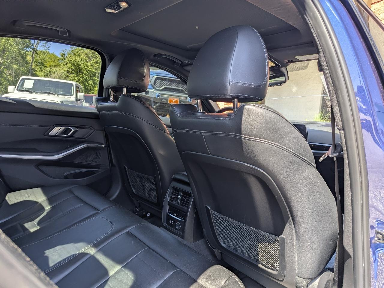 BMW 3 Series 330i xDrive Sedan 2019