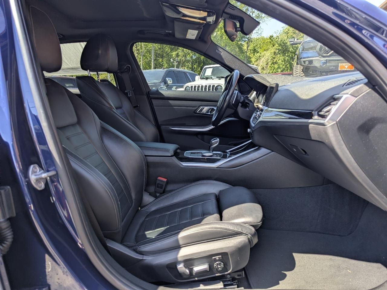 BMW 3 Series 330i xDrive Sedan 2019