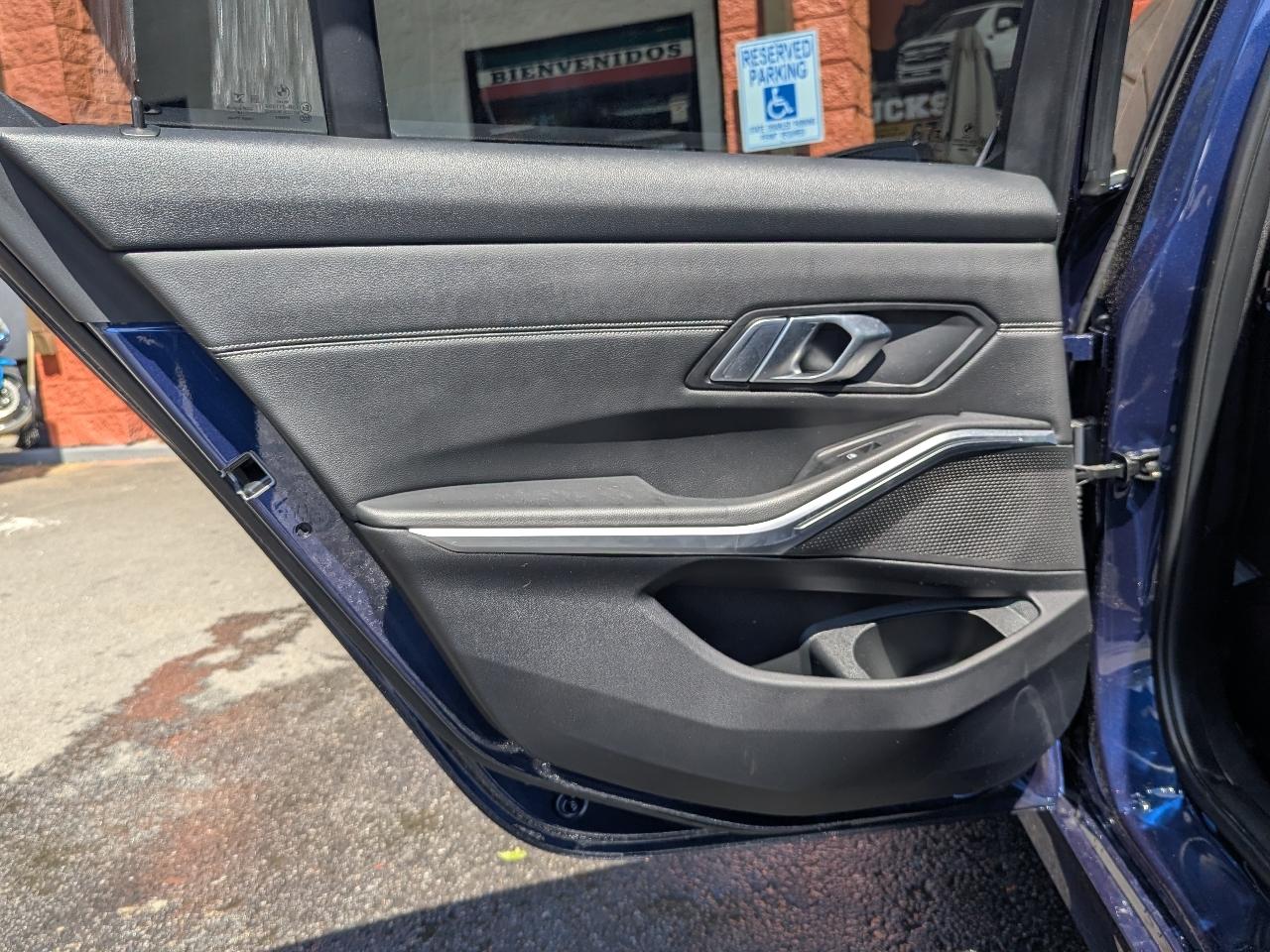 BMW 3 Series 330i xDrive Sedan 2019