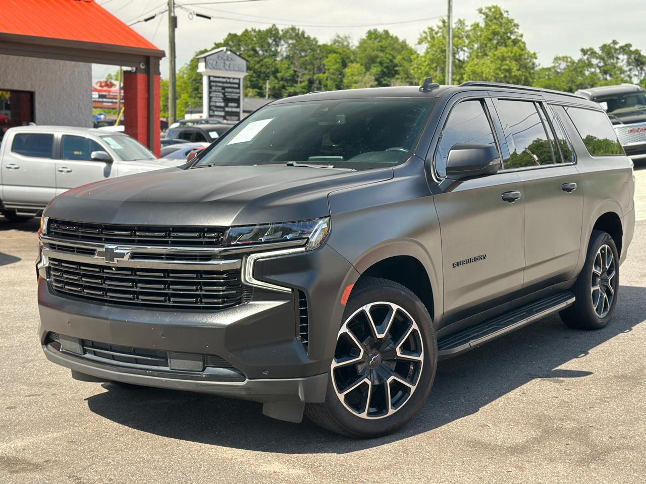 Chevrolet Suburban 4WD 4dr RST 2022