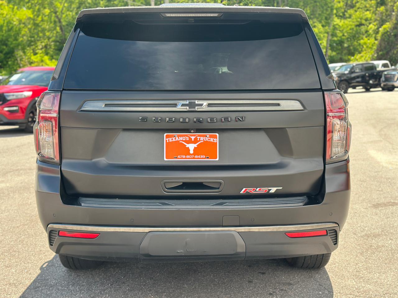 Chevrolet Suburban 4WD 4dr RST 2022