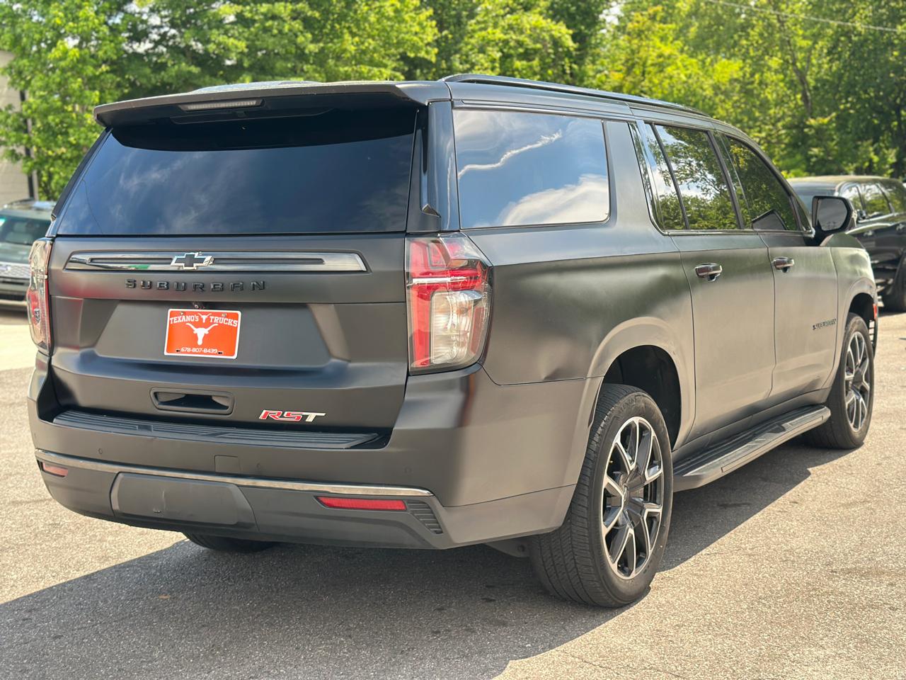 Chevrolet Suburban 4WD 4dr RST 2022