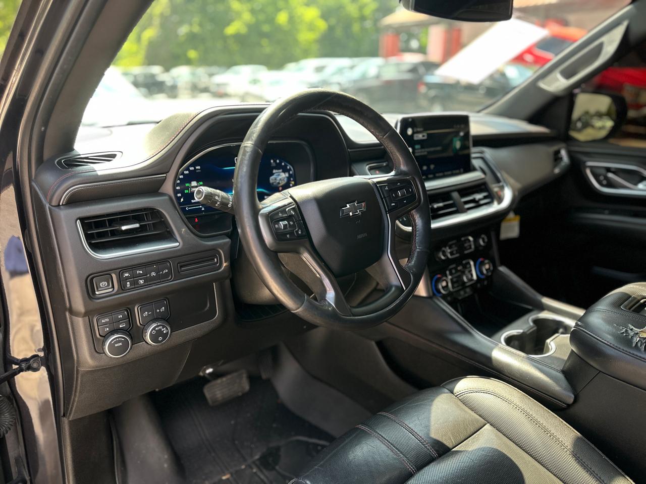Chevrolet Suburban 4WD 4dr RST 2022