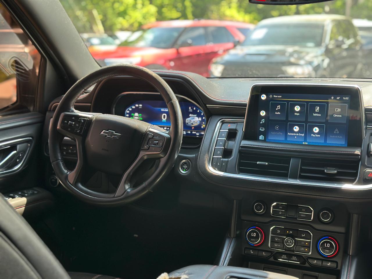 Chevrolet Suburban 4WD 4dr RST 2022