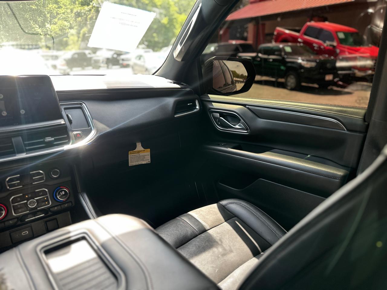 Chevrolet Suburban 4WD 4dr RST 2022