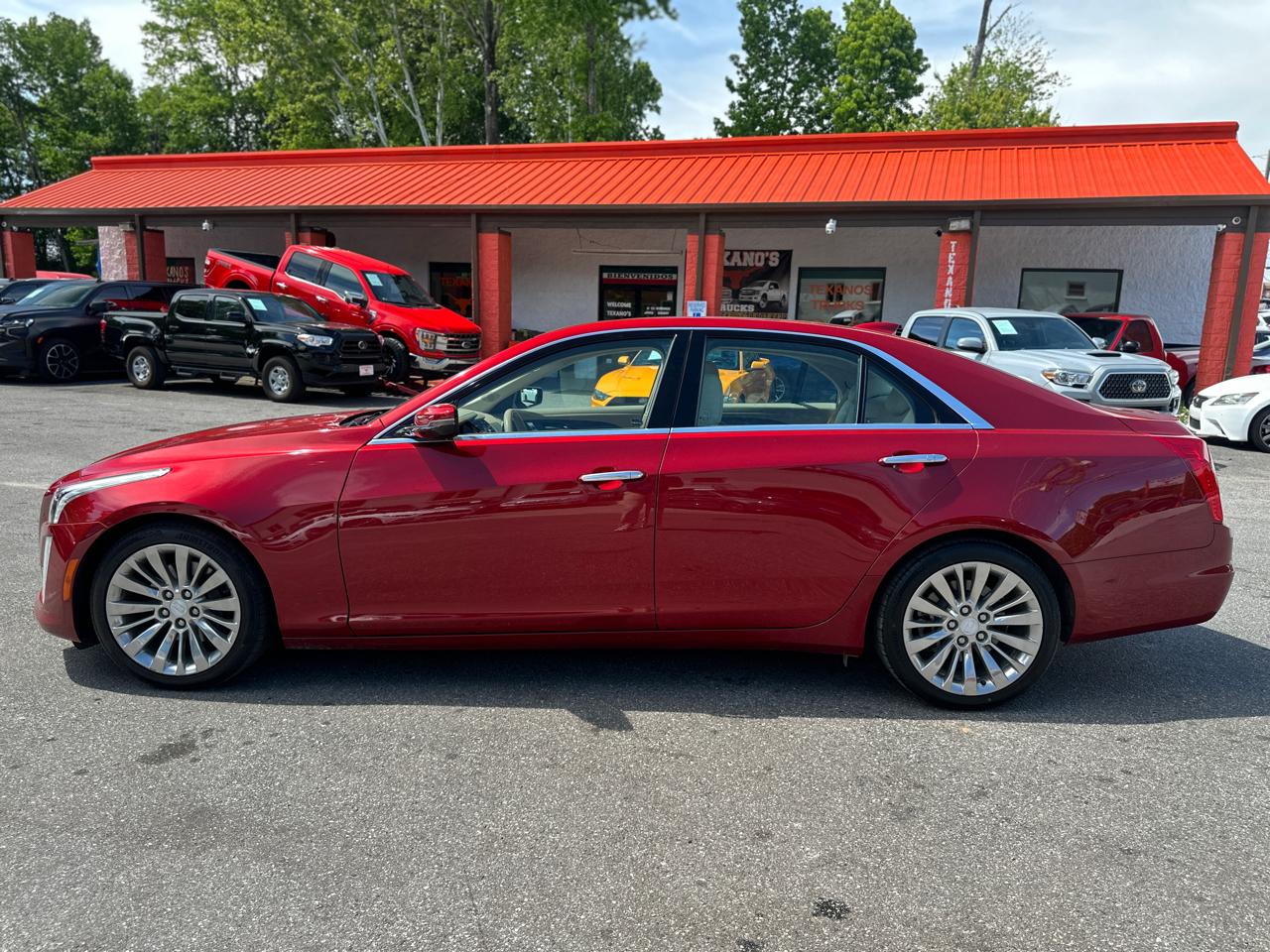 Cadillac CTS Sedan 4dr Sdn 2.0L Turbo Luxury RWD 2015