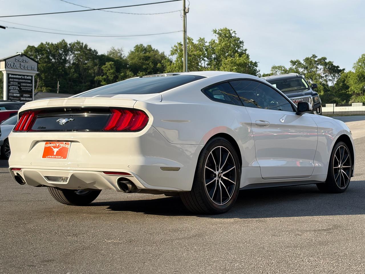 Ford Mustang EcoBoost Fastback 2017