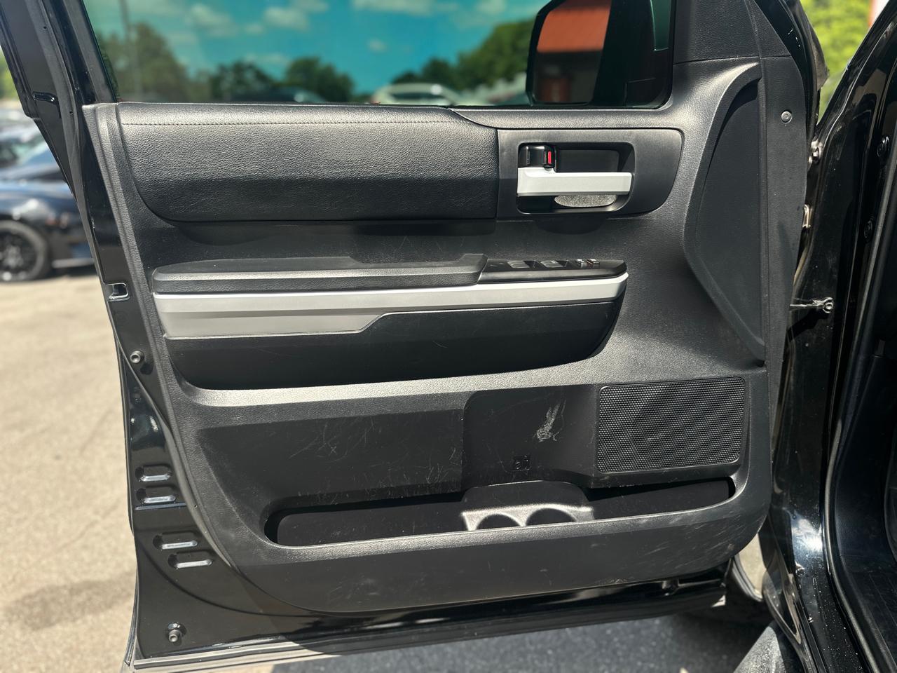 Toyota Tundra 2WD SR5 CrewMax 5.5' Bed 5.7L (Natl) 2021