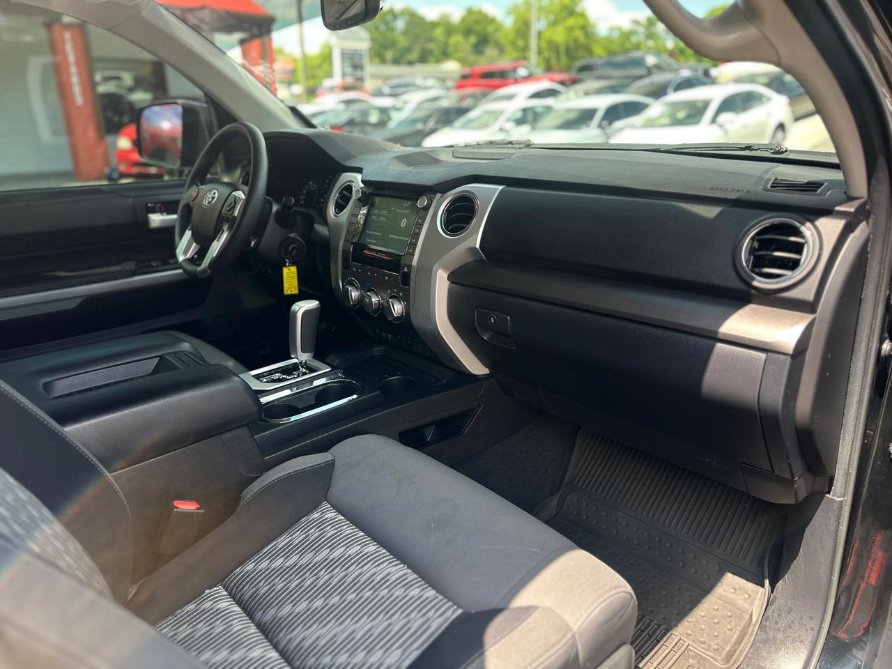 Toyota Tundra 2WD SR5 CrewMax 5.5' Bed 5.7L (Natl) 2021