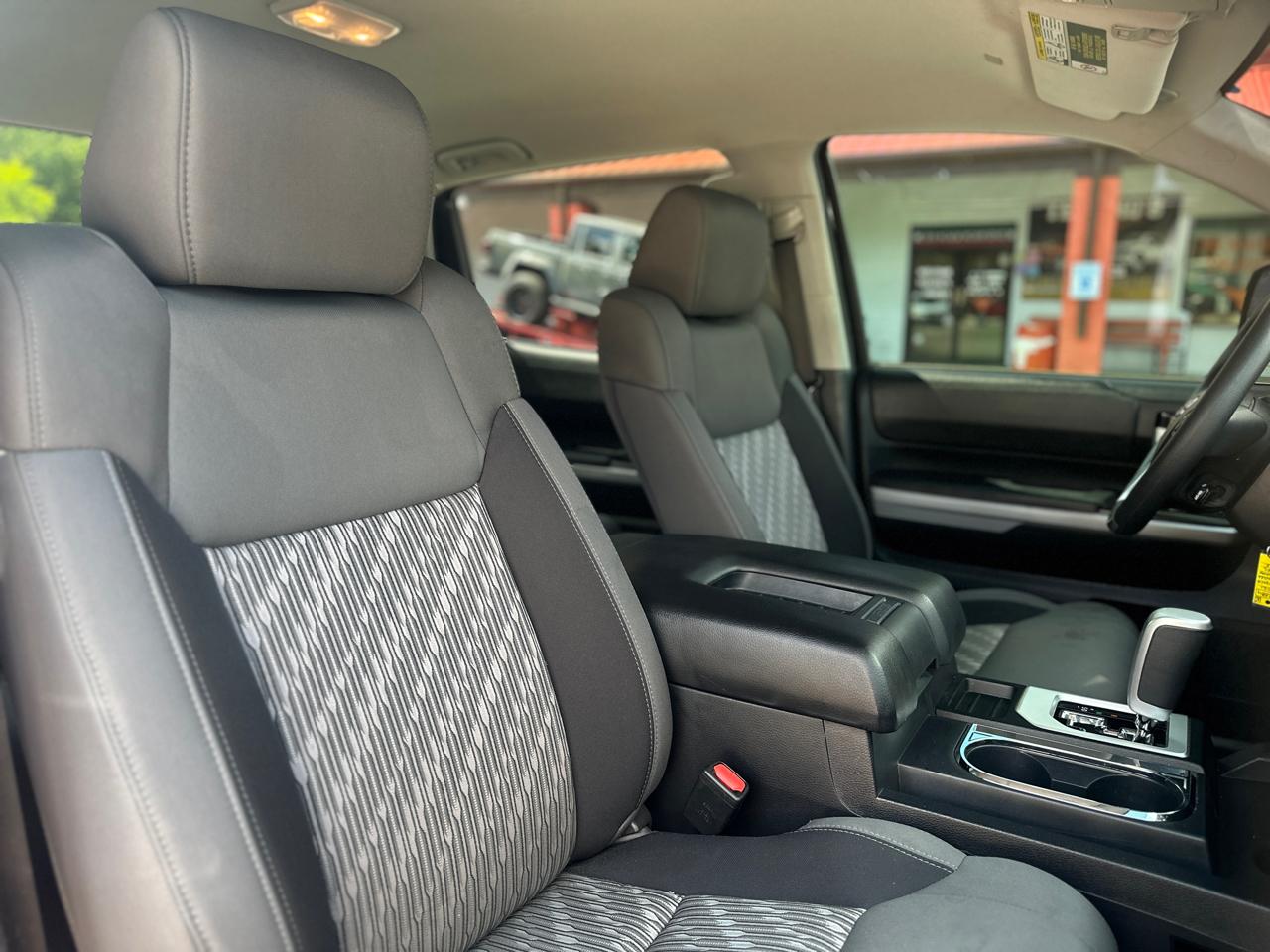 Toyota Tundra 2WD SR5 CrewMax 5.5' Bed 5.7L (Natl) 2021
