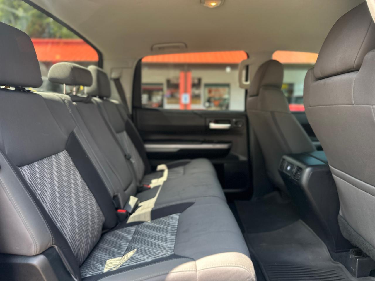 Toyota Tundra 2WD SR5 CrewMax 5.5' Bed 5.7L (Natl) 2021