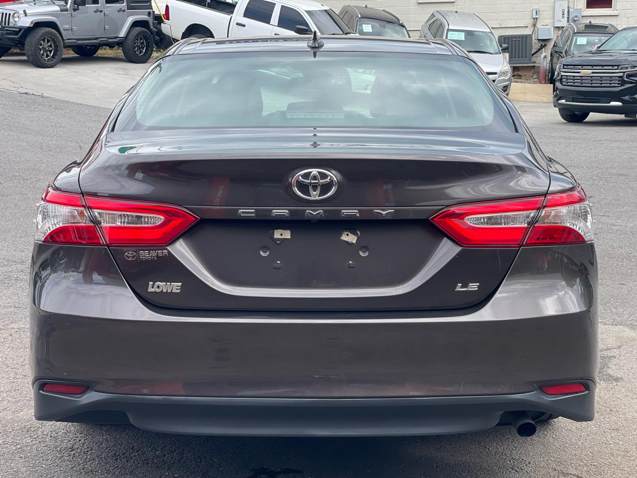 Toyota Camry L Auto (Natl) 2019