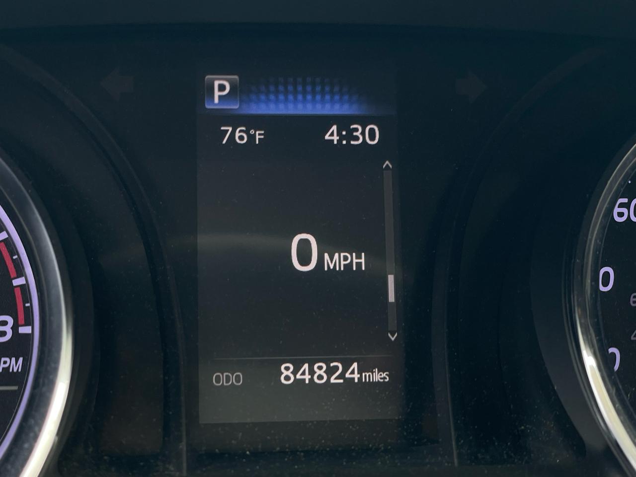 Toyota Camry L Auto (Natl) 2019