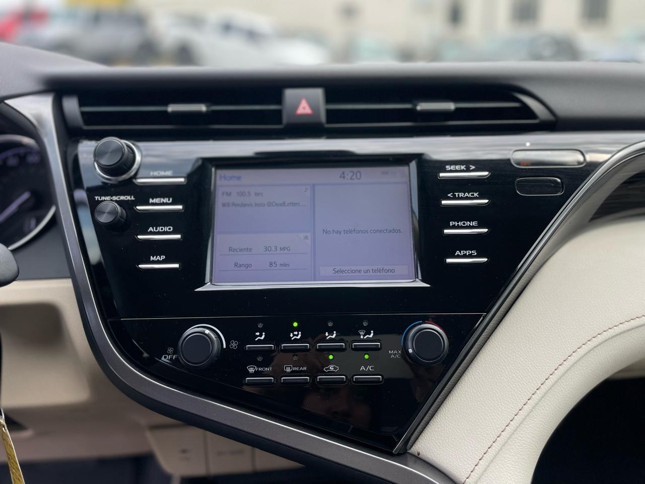 Toyota Camry L Auto (Natl) 2019