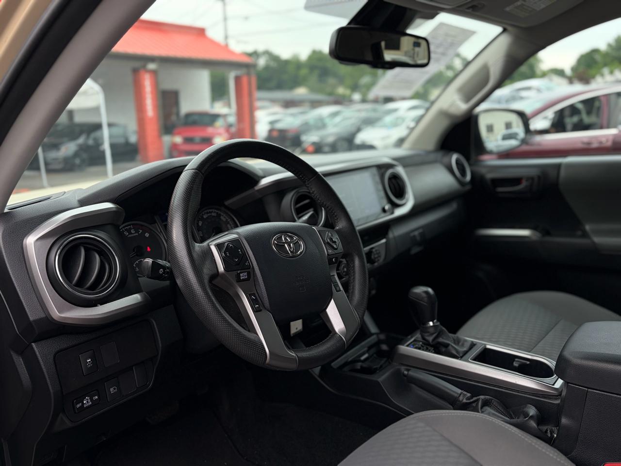 Toyota Tacoma 2WD TRD Off Road Double Cab 5' Bed V6 AT (Natl) 2020