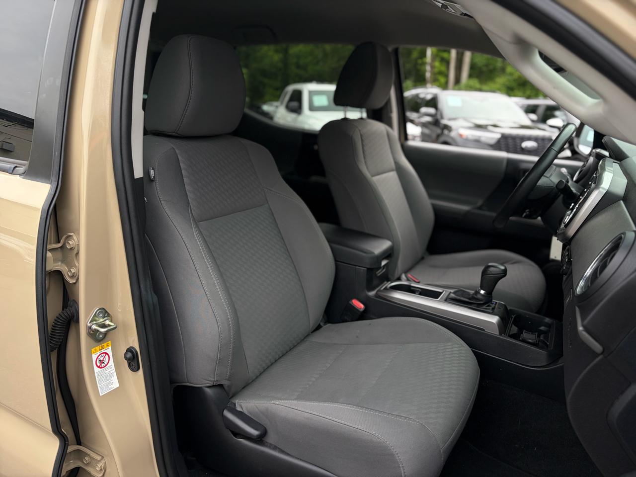 Toyota Tacoma 2WD TRD Off Road Double Cab 5' Bed V6 AT (Natl) 2020