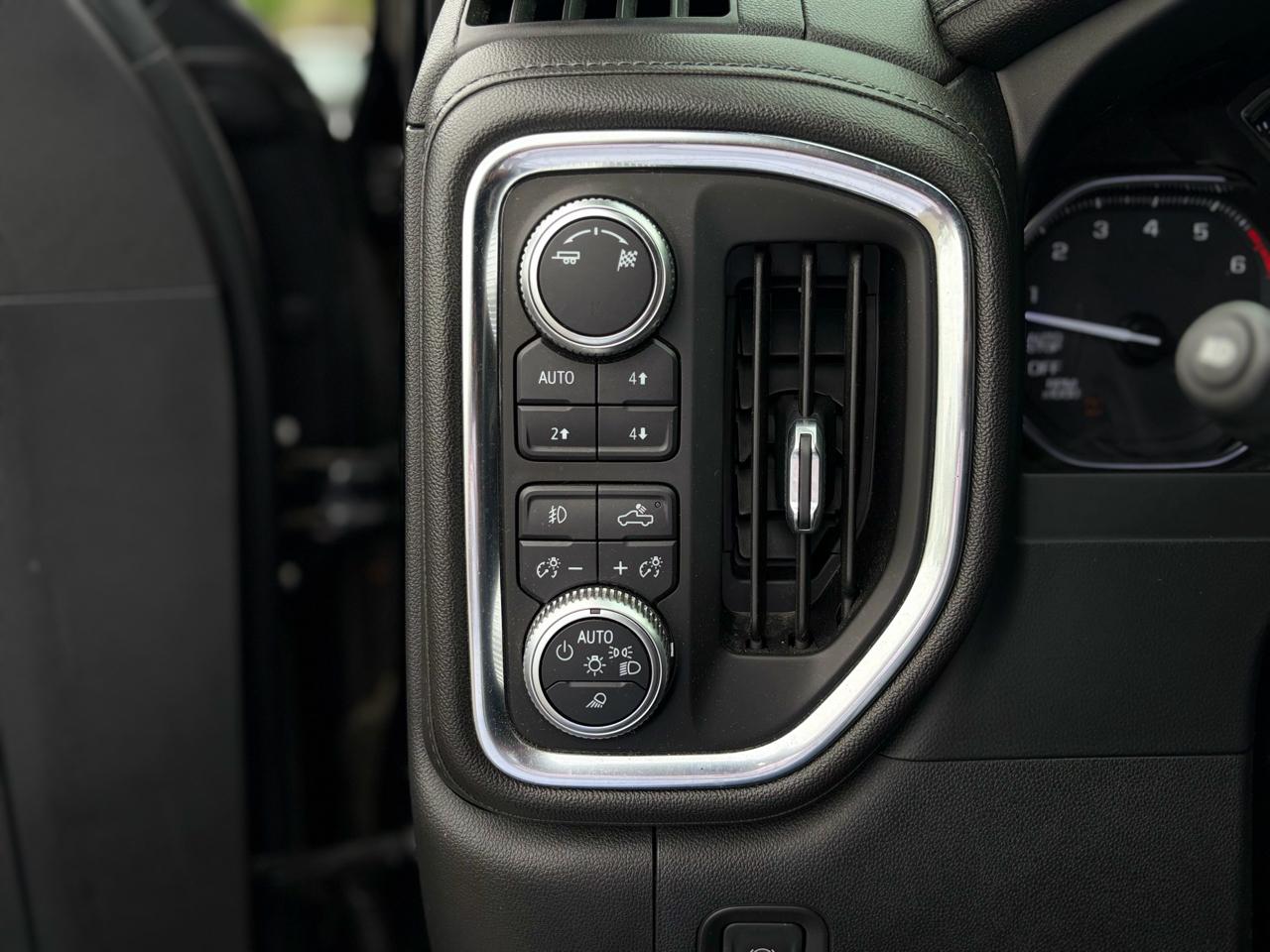 GMC Sierra 1500 4WD Crew Cab 147" SLT 2019
