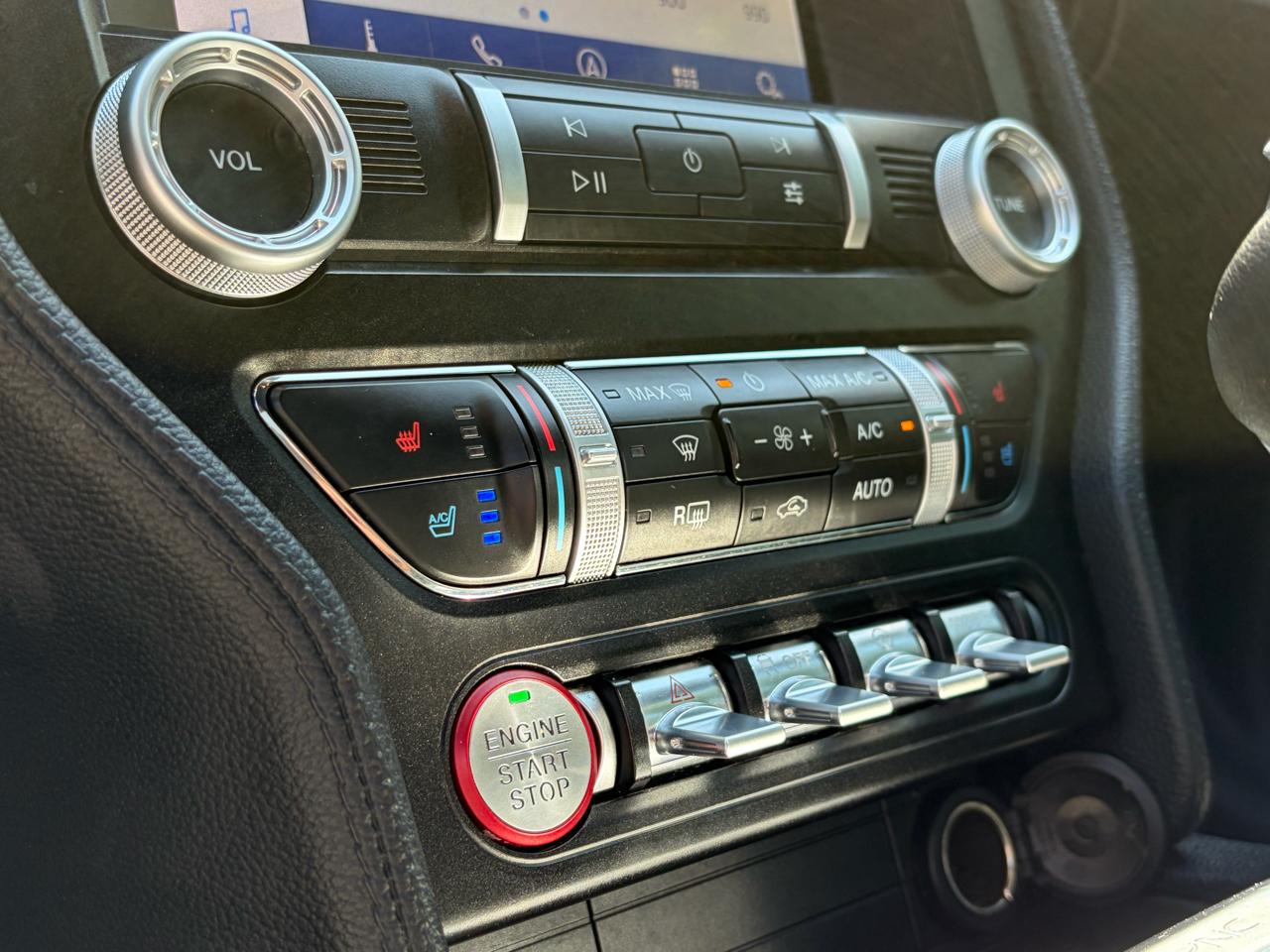Ford Mustang EcoBoost Fastback 2020