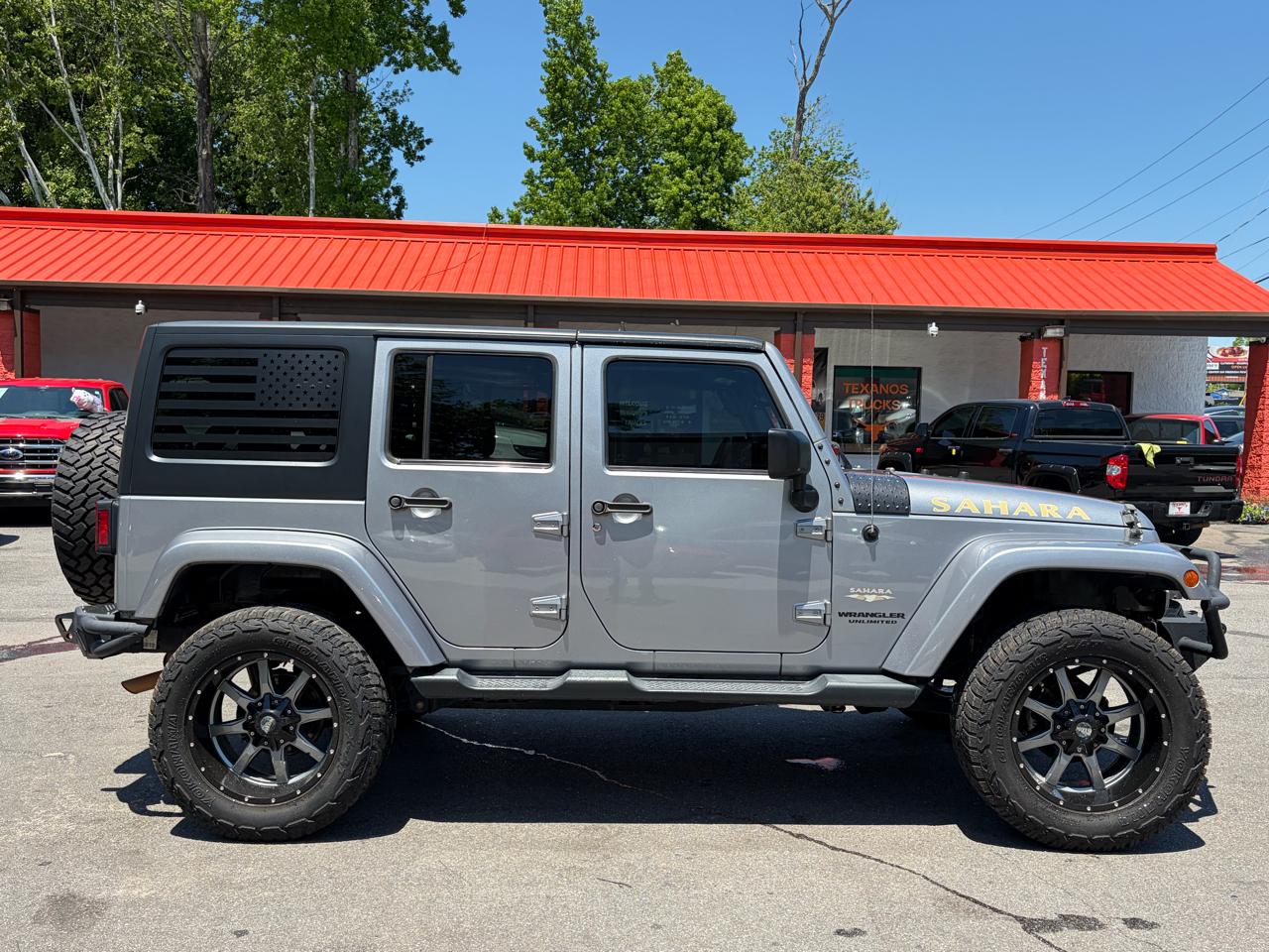 Jeep Wrangler Unlimited 4WD 4dr Sahara 2015