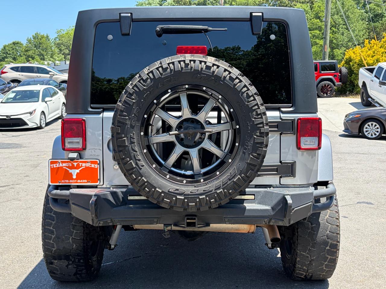 Jeep Wrangler Unlimited 4WD 4dr Sahara 2015