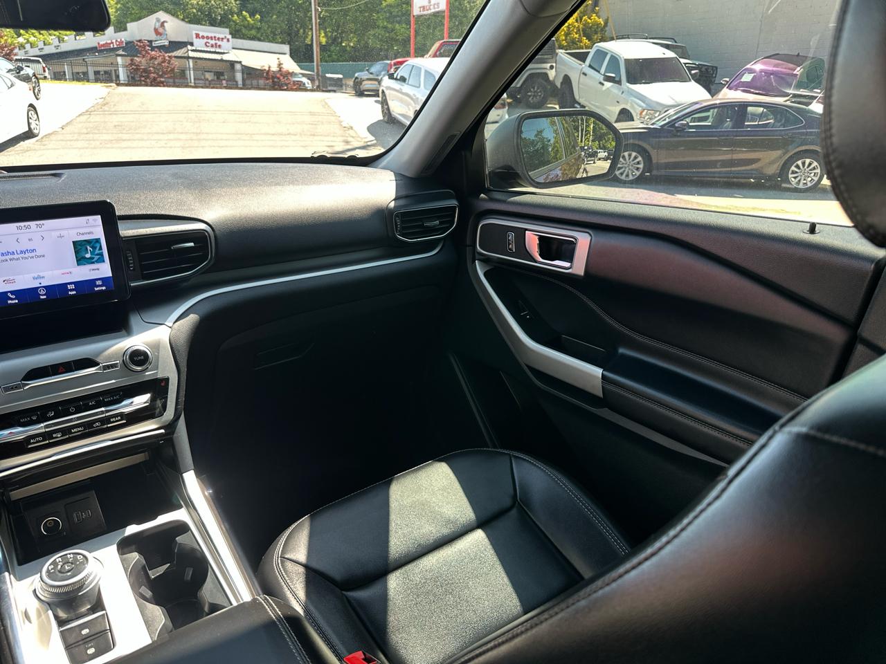 Ford Explorer XLT RWD 2022