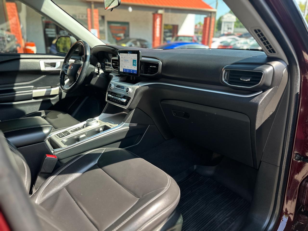 Ford Explorer XLT RWD 2022